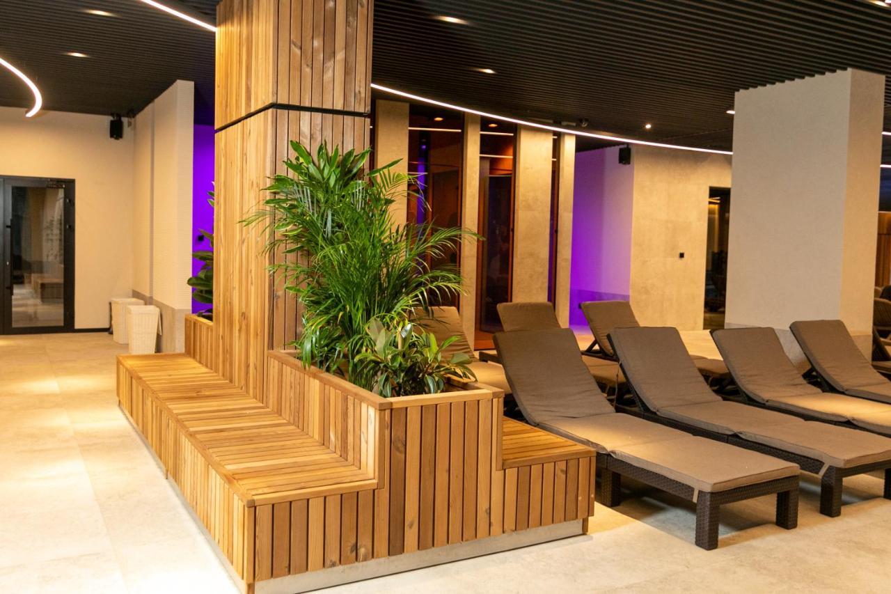 Hvoya Apart-Hotel & Spa Bukovel Bagian luar foto