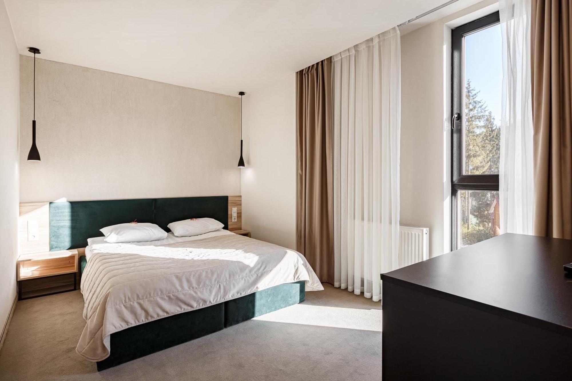 Hvoya Apart-Hotel & Spa Bukovel Bagian luar foto