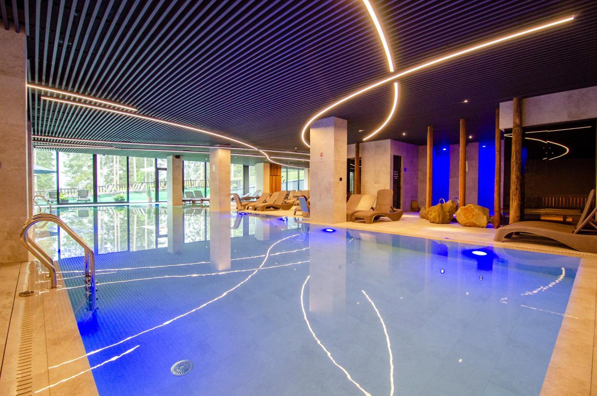 Hvoya Apart-Hotel & Spa Bukovel Bagian luar foto