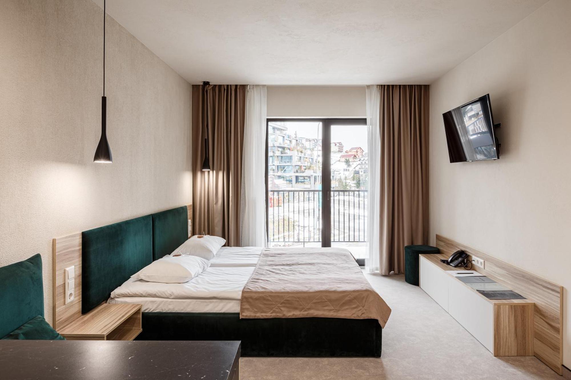 Hvoya Apart-Hotel & Spa Bukovel Bagian luar foto